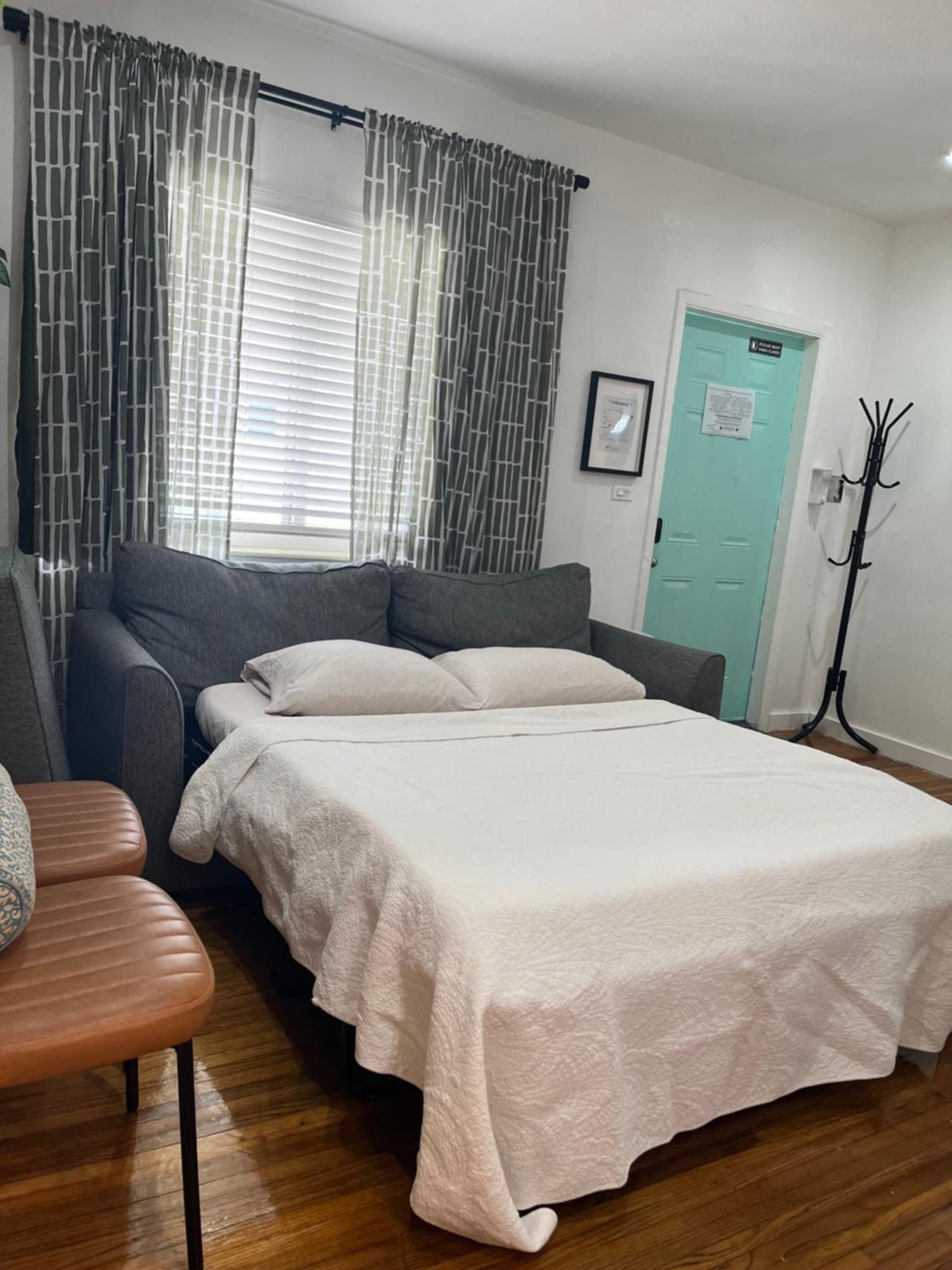 Stunning Little Havana Suites Close To Airport, Calle Ocho, Brickell, Wynwood And The Beaches - Free Parking 迈阿密 外观 照片